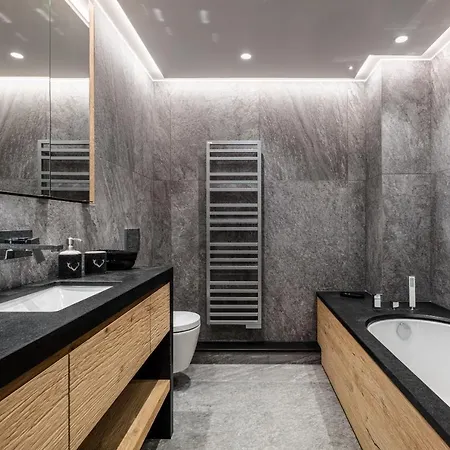 Ecrin Blanc - De Gamme - Balcon Avec Vue - Centre De Appartement *